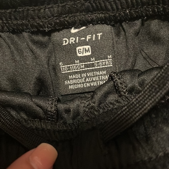 Brand New- Nike Dri-Fit Shorts 🏀 - Picture 2 of 3